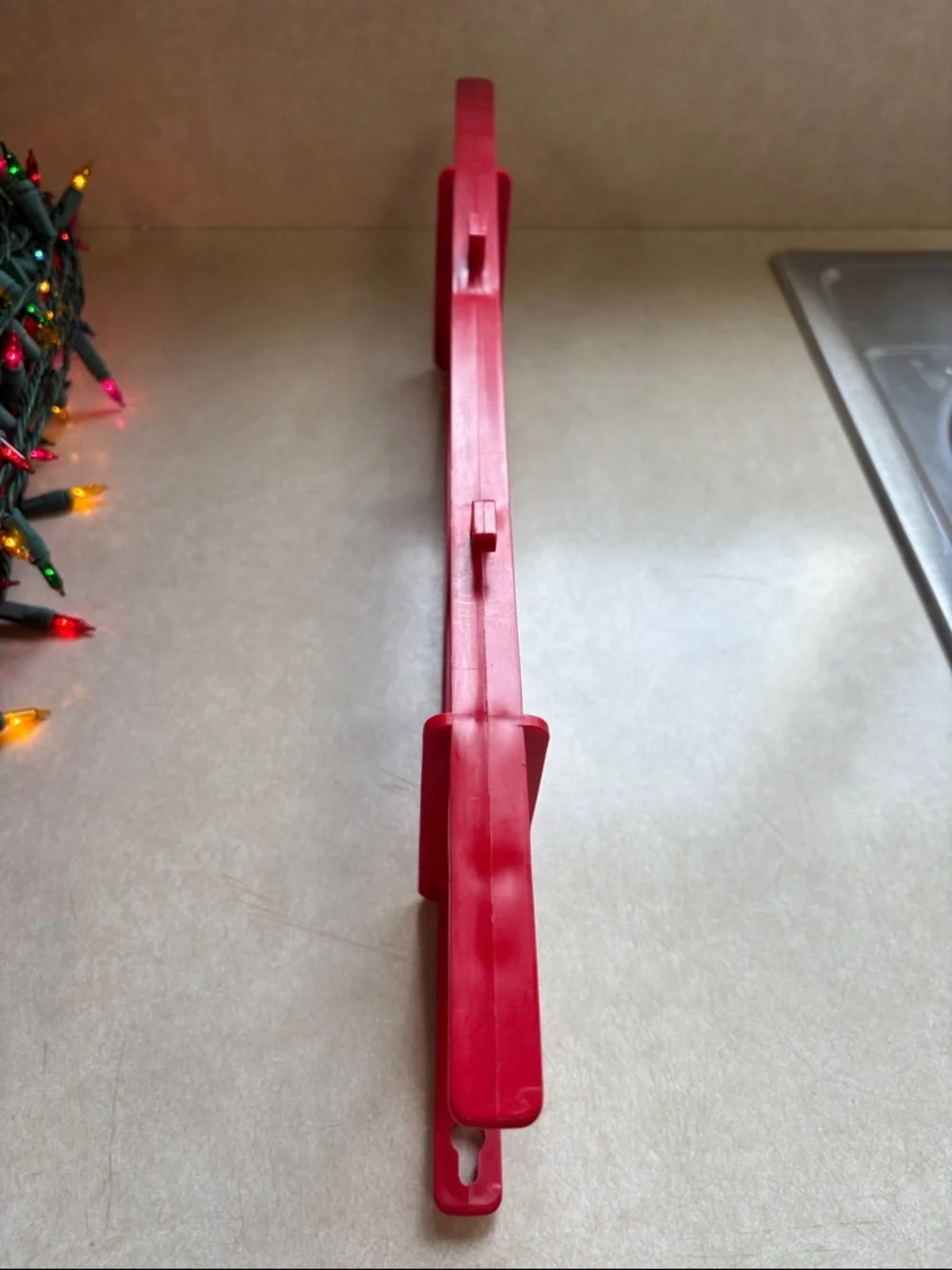 Holiday Light Wrap Storage Red Plastic Christmas Garland Garage Attic Organizer